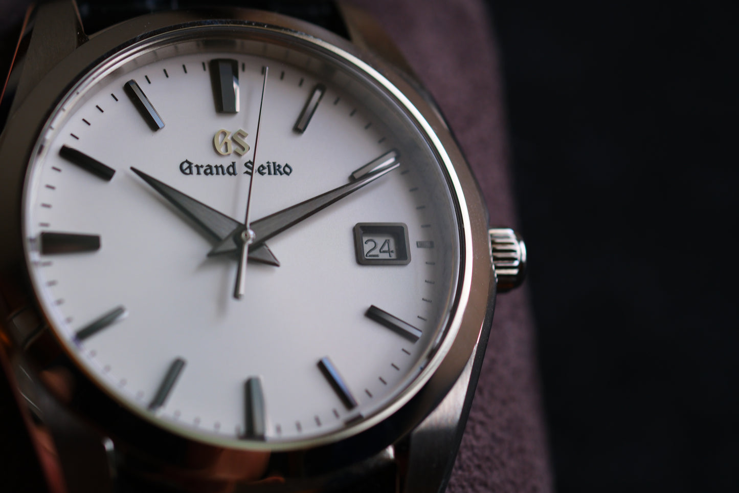 Grand Seiko SBGX295 9F62-0AB0 Discontinued JDM Dark Gray Markers and Hands Excellent Condition Full Box Limited Card