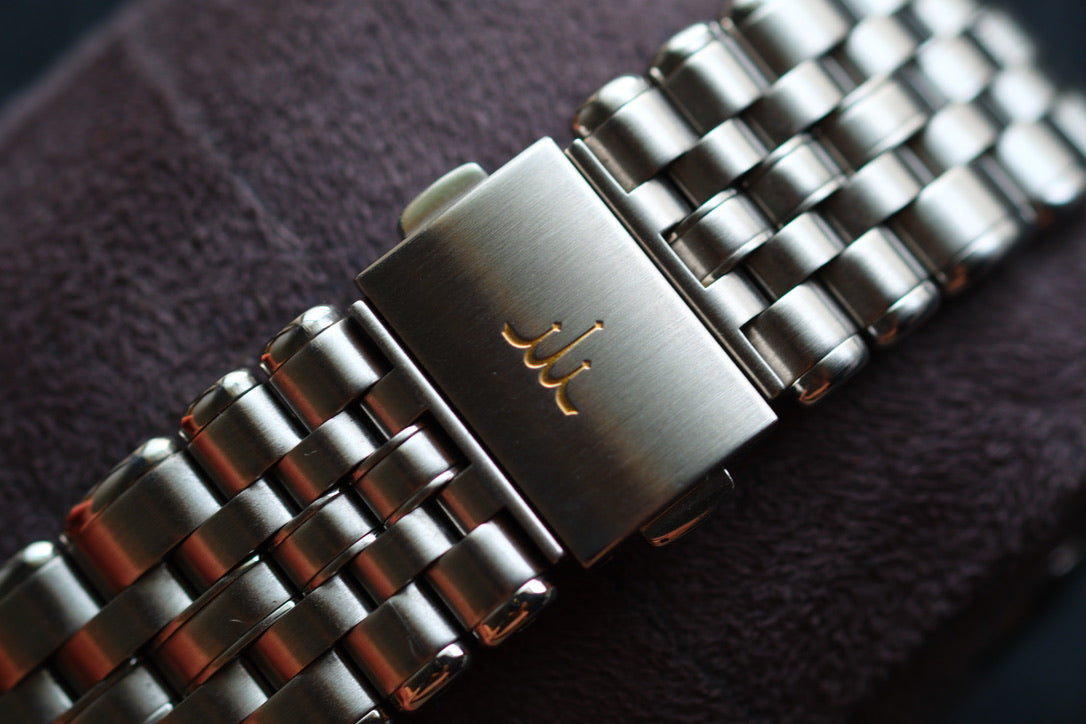Credor Pacifique GCBK997 6S77-0A10 Chrnograph Limited 2000 Rare Carbon Dial Excellent Condition Serviced
