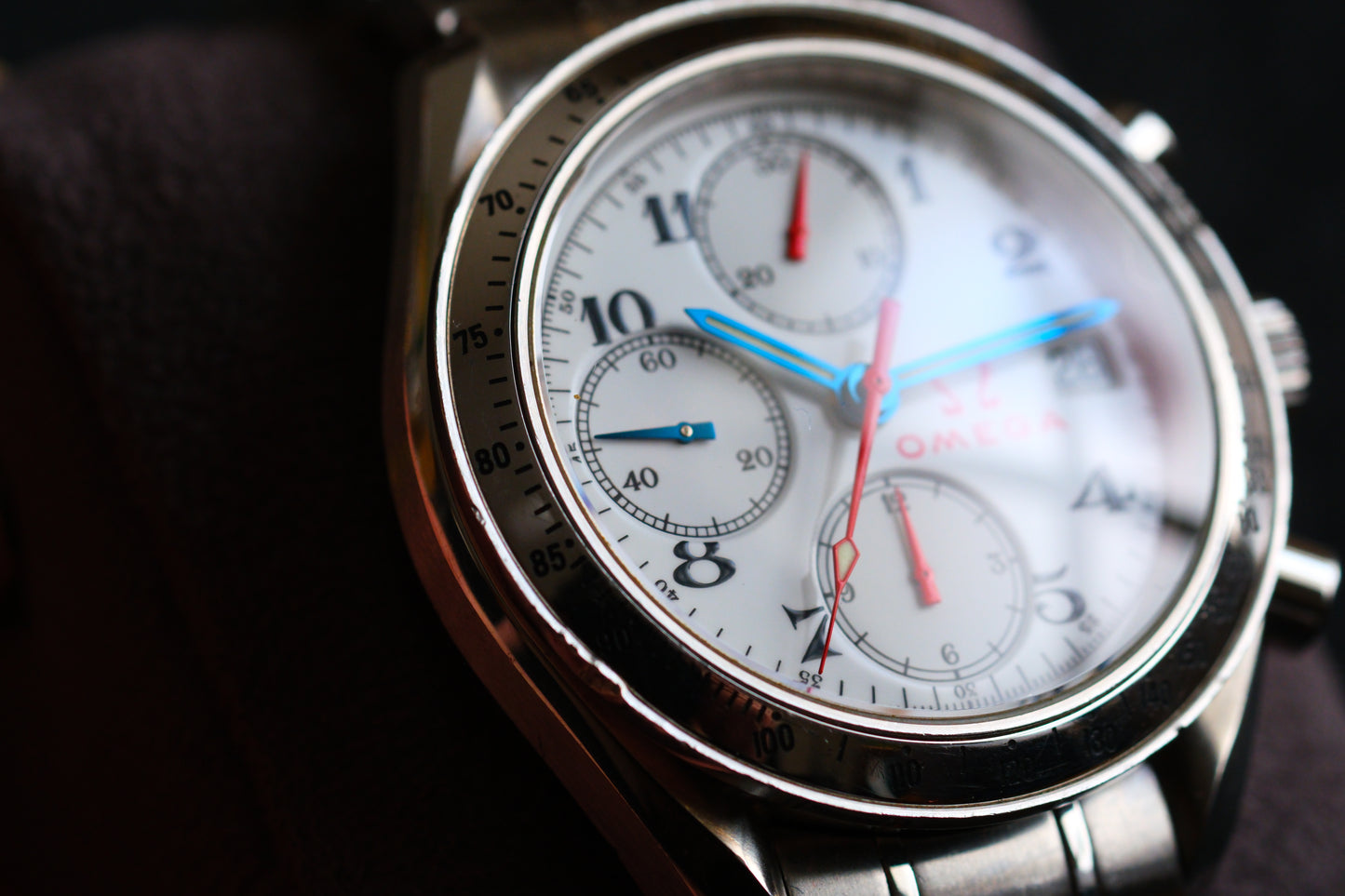 Omega Speedmaster 3513.20 Chrnograph Olympic Special Edition Blue Red Hands |Good conditon| Serviced| Full Box Paper