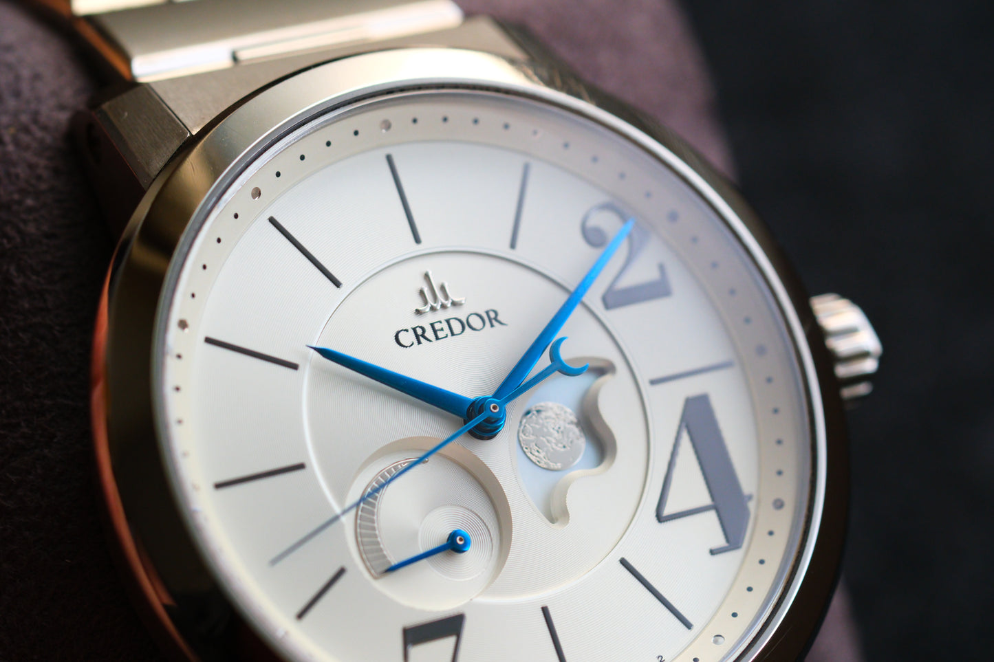 Credor Node GCLL995 5R77-0AB0 Spring Drive Moonphase White Dial