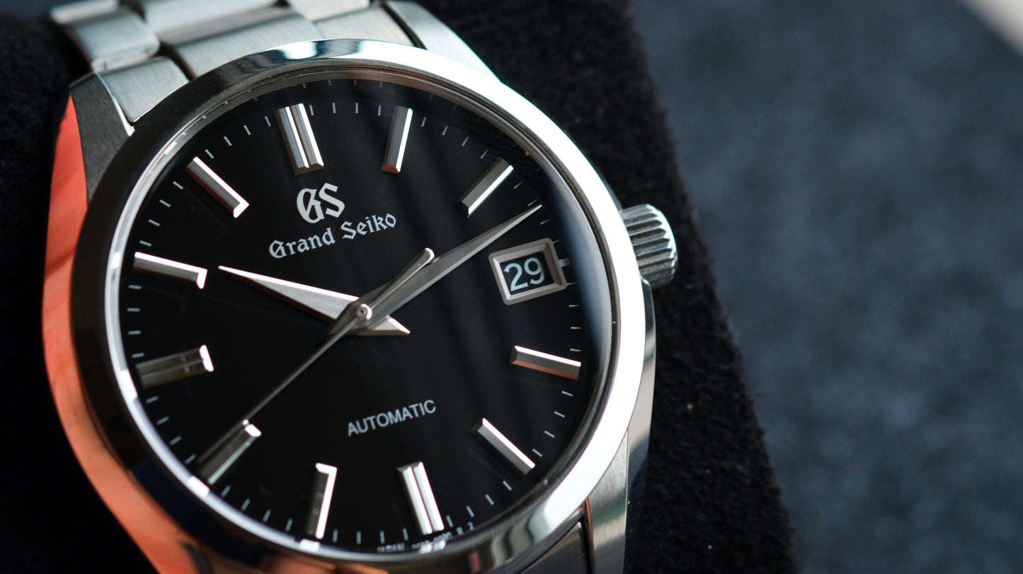 Grand Seiko SBGR309 9S68-00B0 Heritage new GS Logo Version Black Dial Good Condition