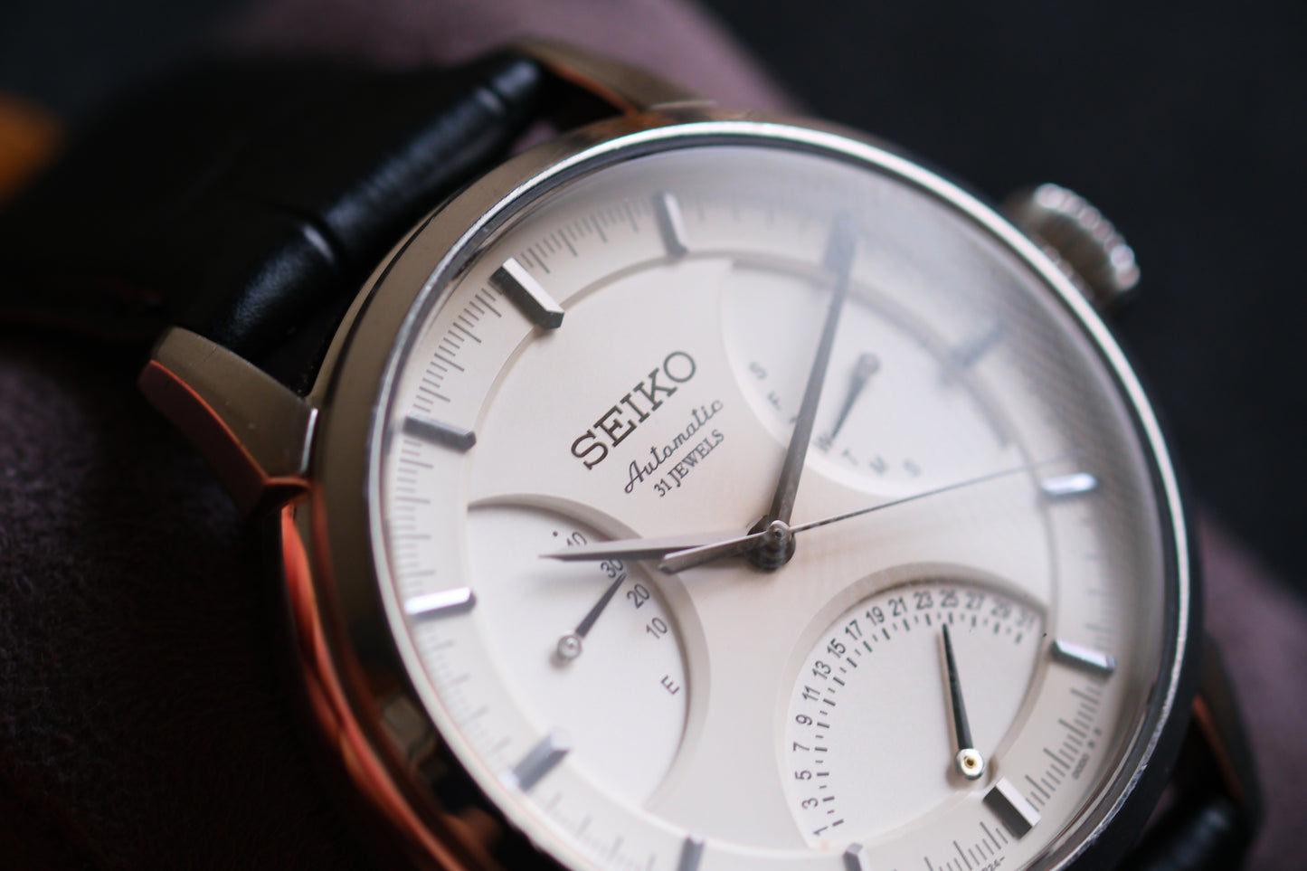 Seiko Pressage SARD009 6R24-00C0 Retrograde White Cream Dial Great Condition