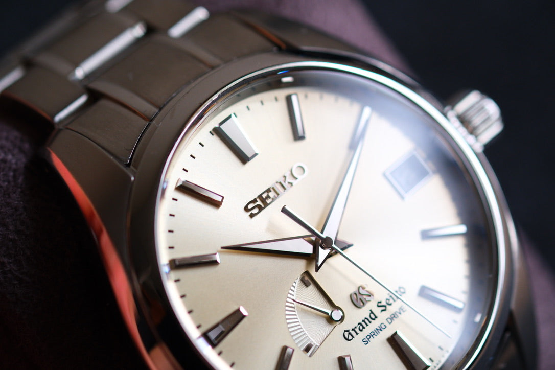 Grand Seiko SBGA001 9R65-00A0 Spring Drive Champagne Dial Excellent Condition