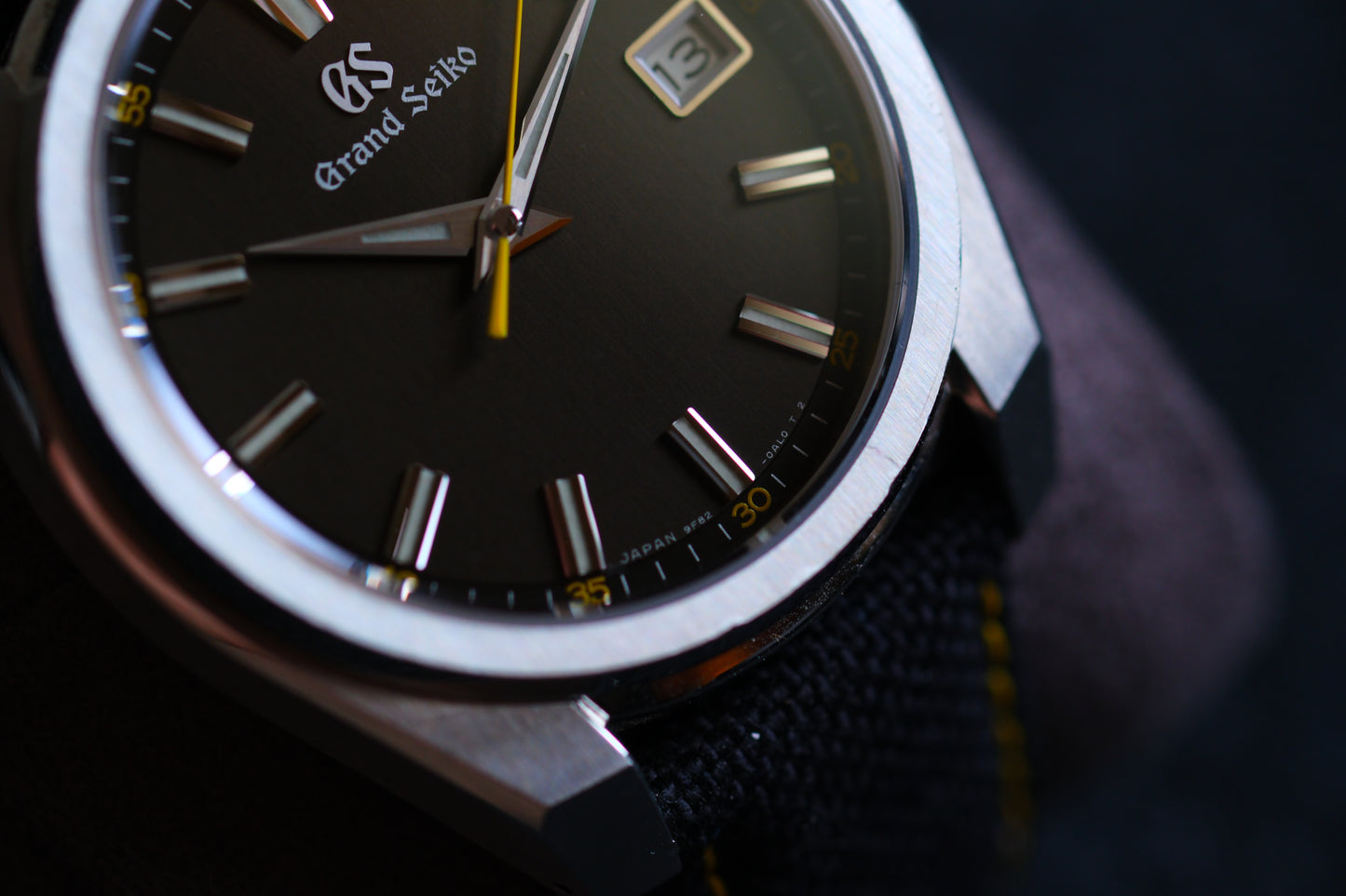 Grand Seiko SBGV243/9F83-0AL0 Sport Collection Black Yellow Dial Good Condition Full Box Paper