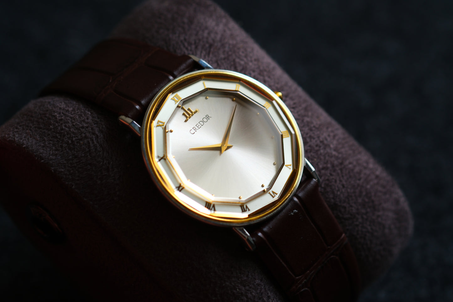 Credor 2F70-0290 SS/18KT Polygonal crystal design Beautiful Design White Dial