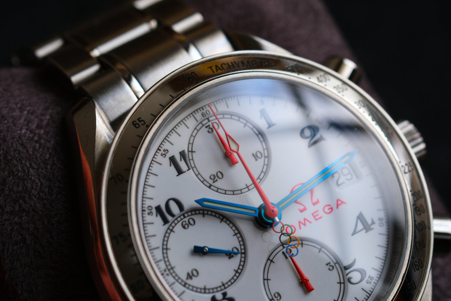 Omega Speedmaster 323.10.40.40.04.001 Specialities 2012 Olympic Games Collection Blue Red Hands | Good Condiition |Serviced