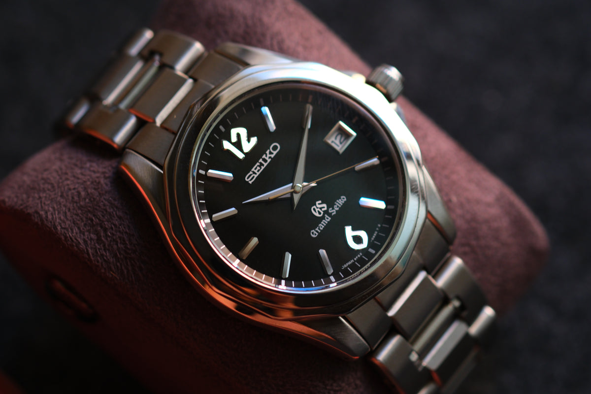 Grand Seiko SBGX035 9F62-0A60 HAQ 12-Sided Bezel Black Woven Dial Great Condition
