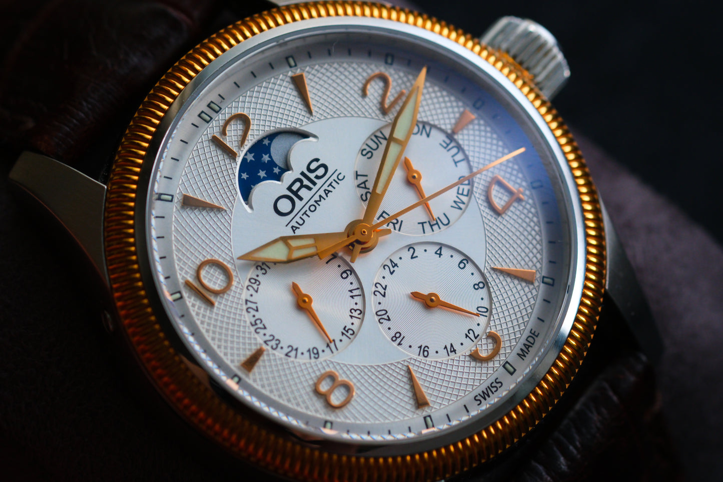 Oris Big Crown Complication Day-Date-GMT Steel Moonphase Guilloche dial Full Box Good Condition