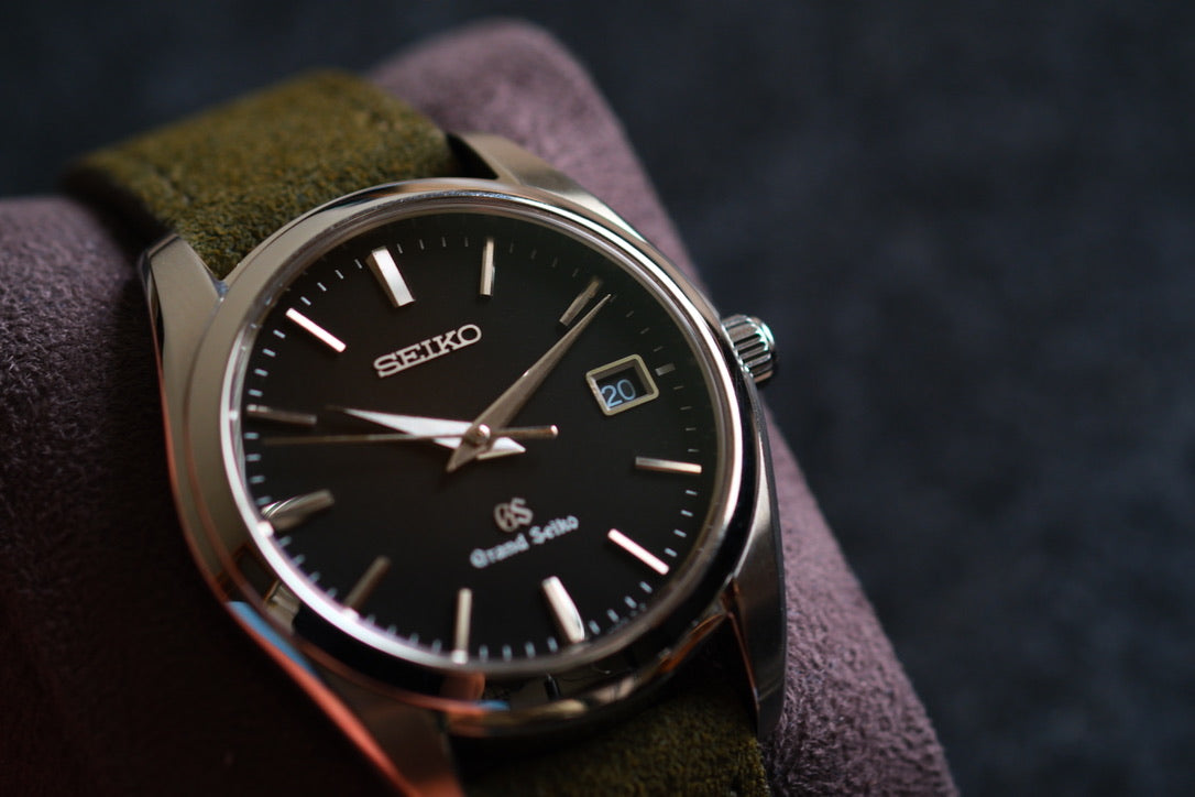 Grand Seiko SBGX061 9F62-0AB0 37mm Black Dial Good Condition
