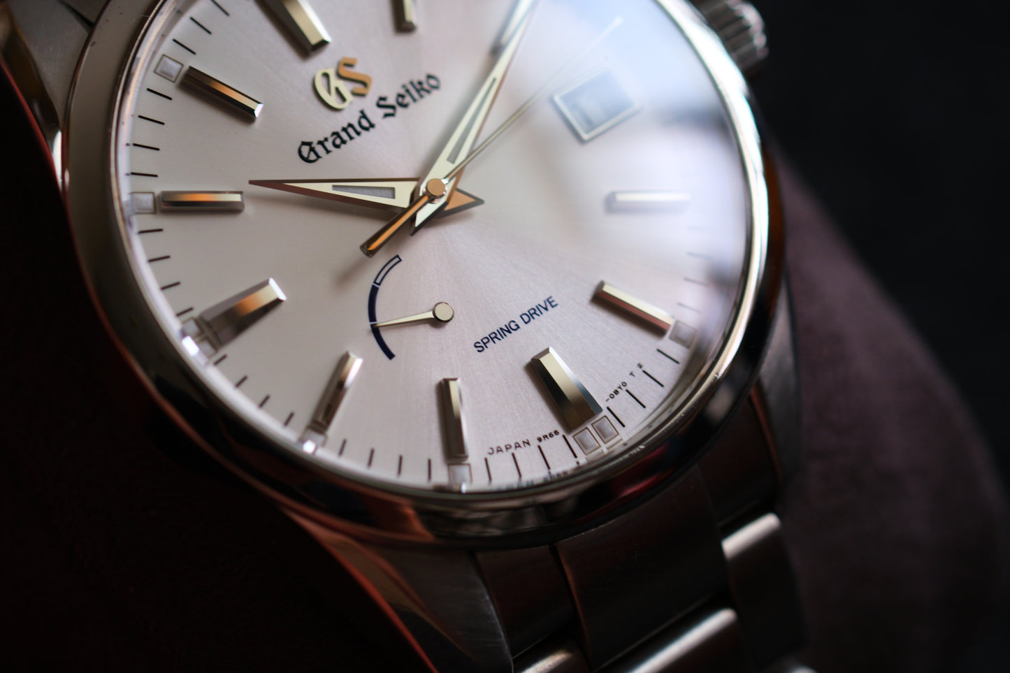 Grand Seiko SBGA299 9R65-0BM0 Spring Drive White Dial Serviced Full box Paper Excellent Condition