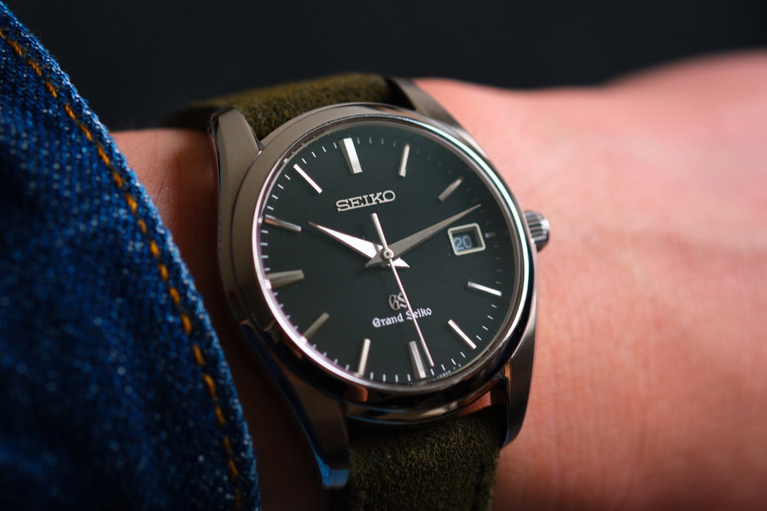 Grand Seiko SBGX061 9F62-0AB0 37mm Black Dial Good Condition