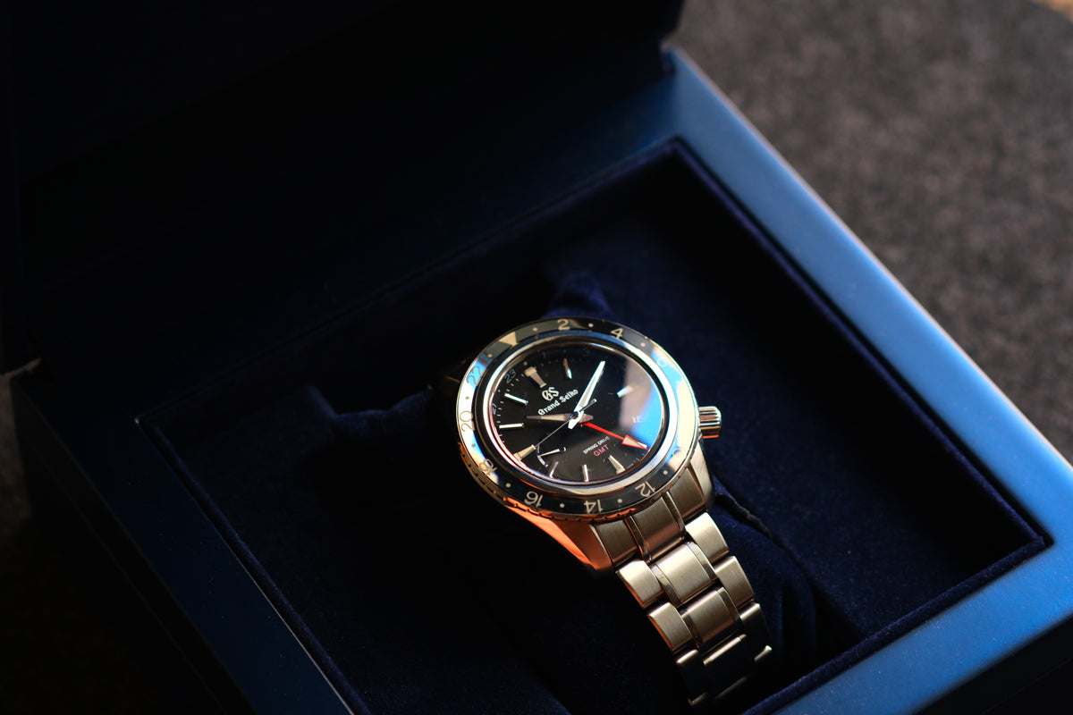 Grand Seiko SBGE201 9R66-0AA0 Spring Drive GMT Sapphire Bezel Excellent Condition
