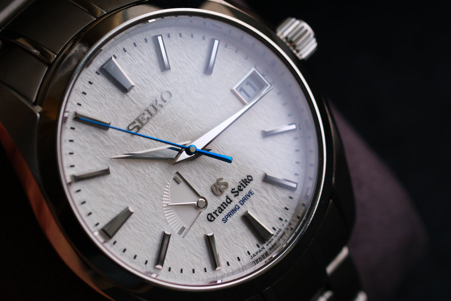 Grand Seiko SBGA011 Spring Drive 9R65-0AE0 Snow Flake Full Box Good Condition