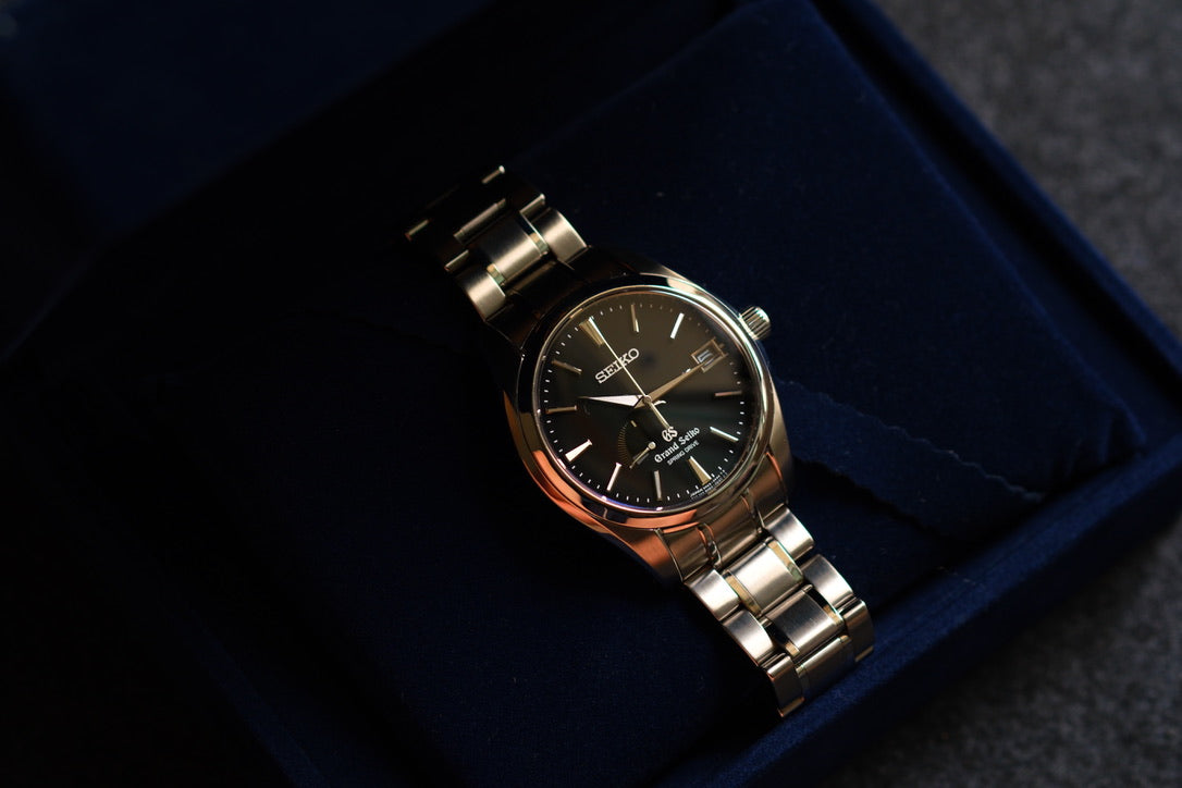 Grand Seiko SBGA003 Spring Drive 9R65-00AA0 Black Dial Excellent Condition