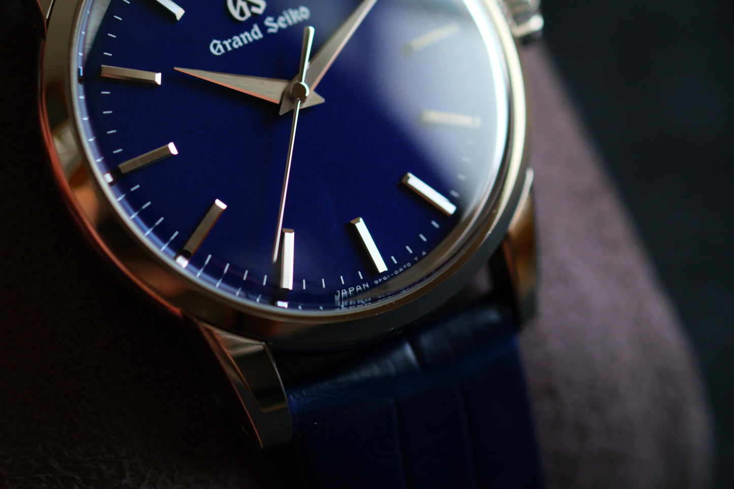 Grand Seiko SBGX349 9F61 Elegance Collection “moonlight blue”/“Gekka” Dial Vintage proportions 34x41.5x10.7mm Perfect Dress Watch Excellent Condition Box Paper Date 9/2025