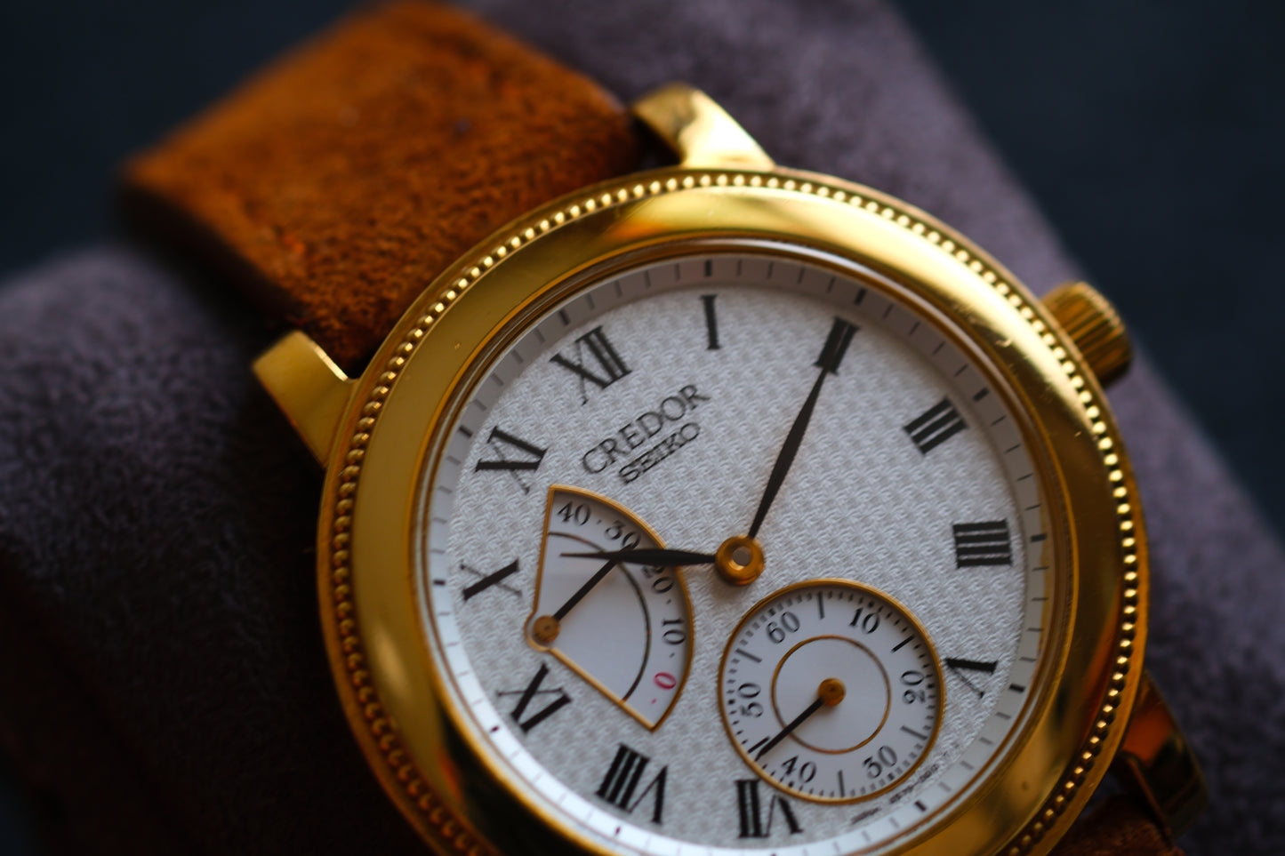Credor GBAY996 4S79-0010 Full Solid 18K Gold Beautiful Texture Dial Dress watch Good Condition