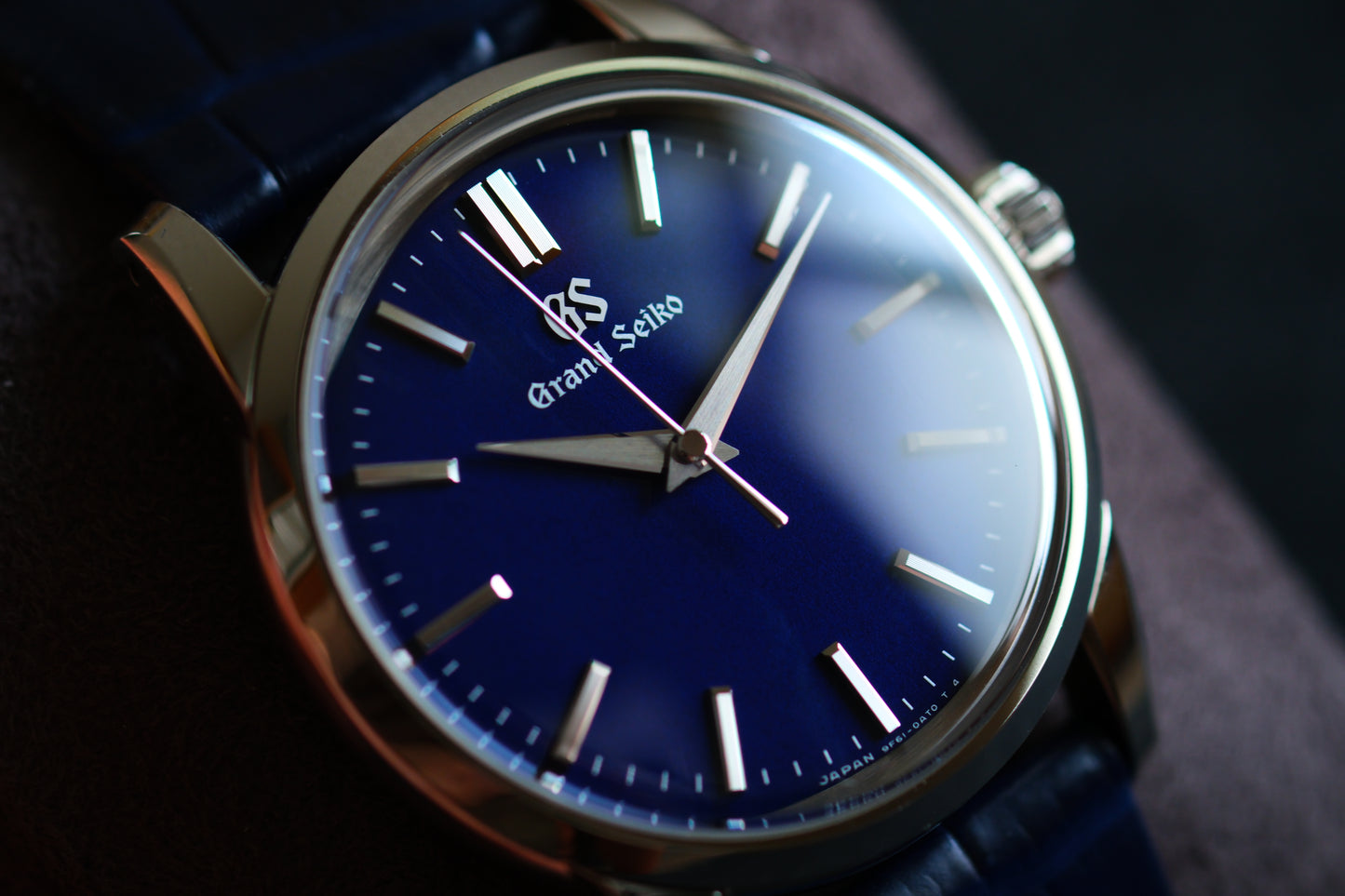 Grand Seiko SBGX349 9F61 Elegance Collection “moonlight blue”/“Gekka” Dial Vintage proportions 34x41.5x10.7mm Perfect Dress Watch Excellent Condition Box Paper Date 9/2025