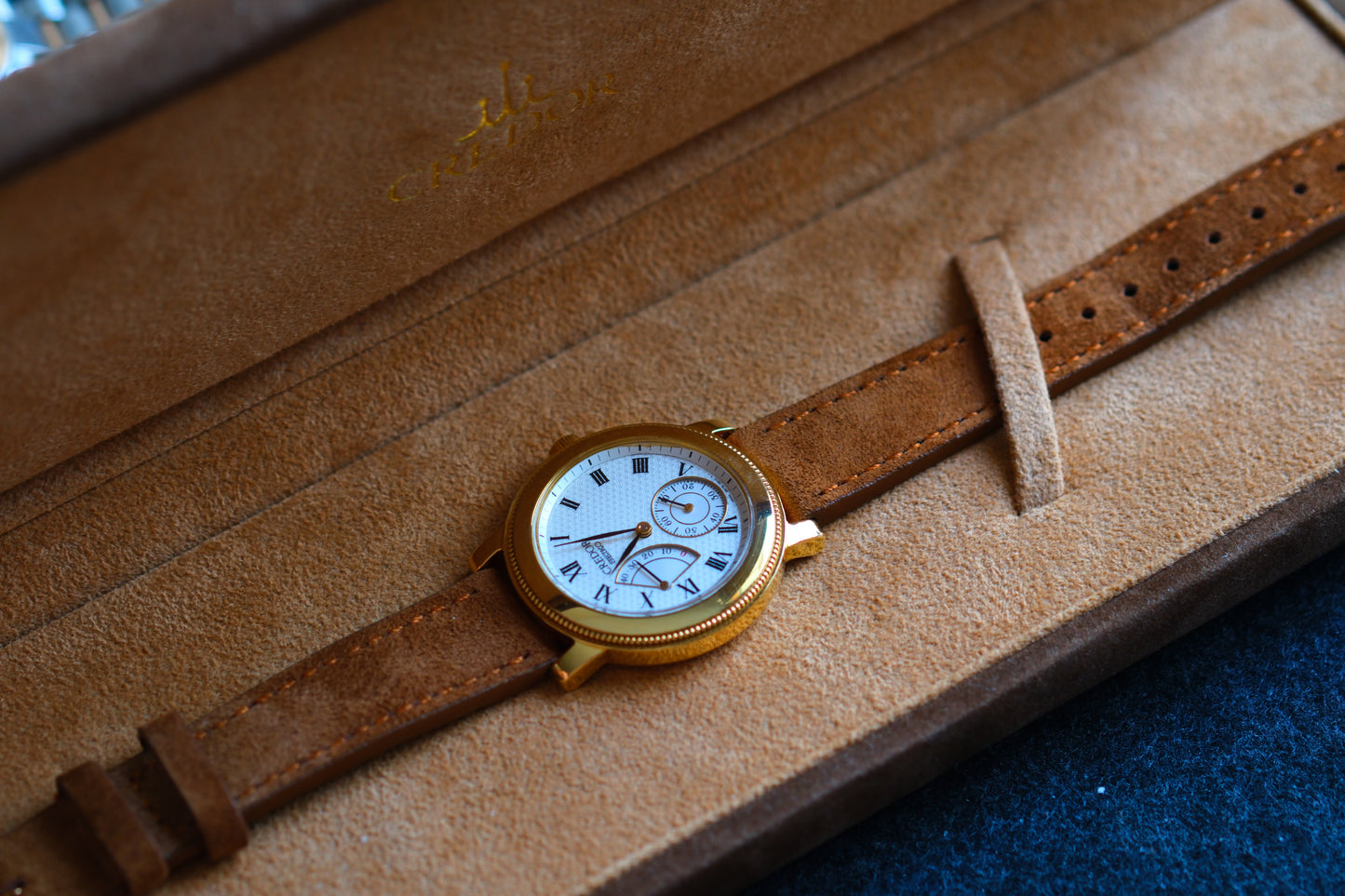 Credor GBAY996 4S79-0010 Full Solid 18K Gold Beautiful Texture Dial Dress watch Good Condition