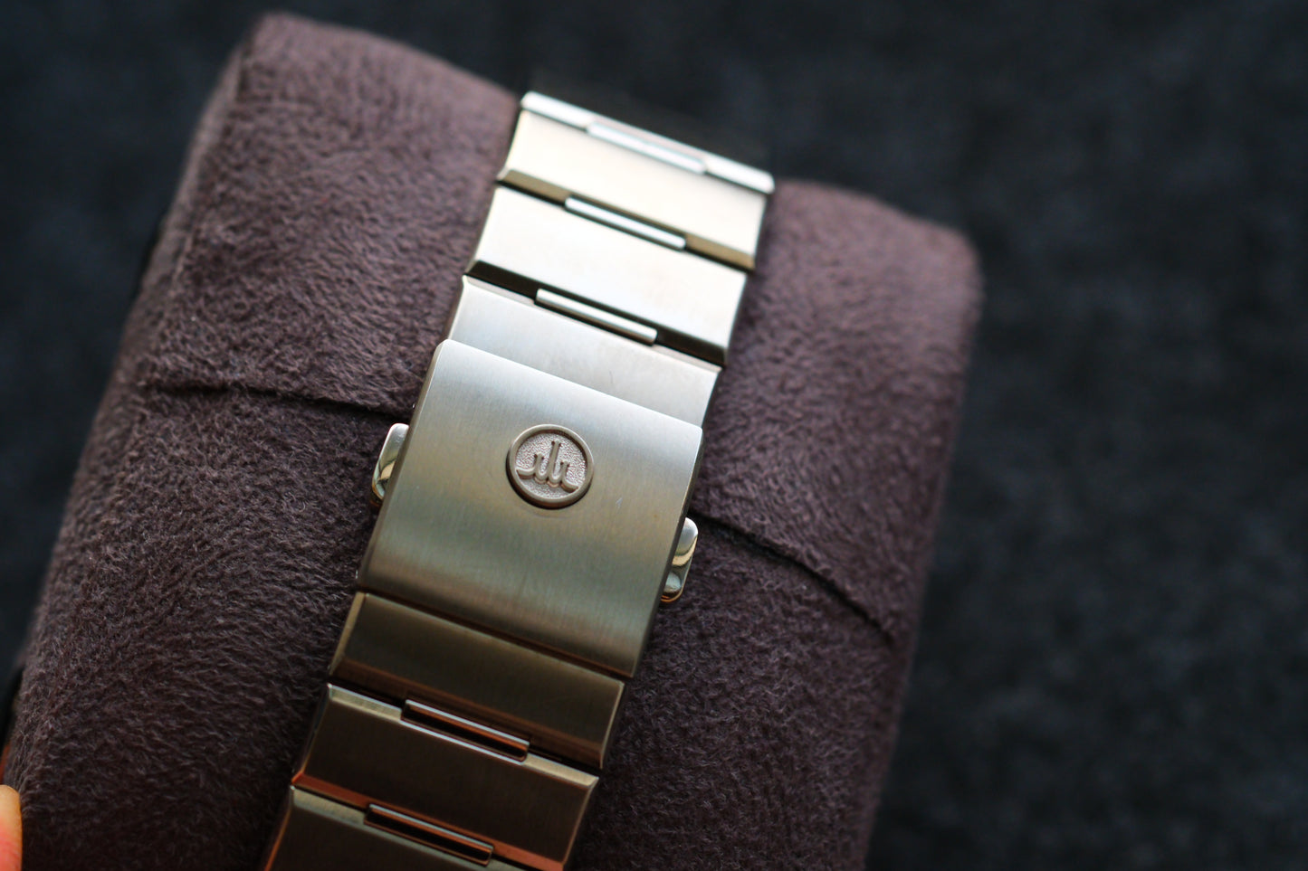 Credor Node GCLL995 5R77-0AB0 Spring Drive Moonphase White Dial