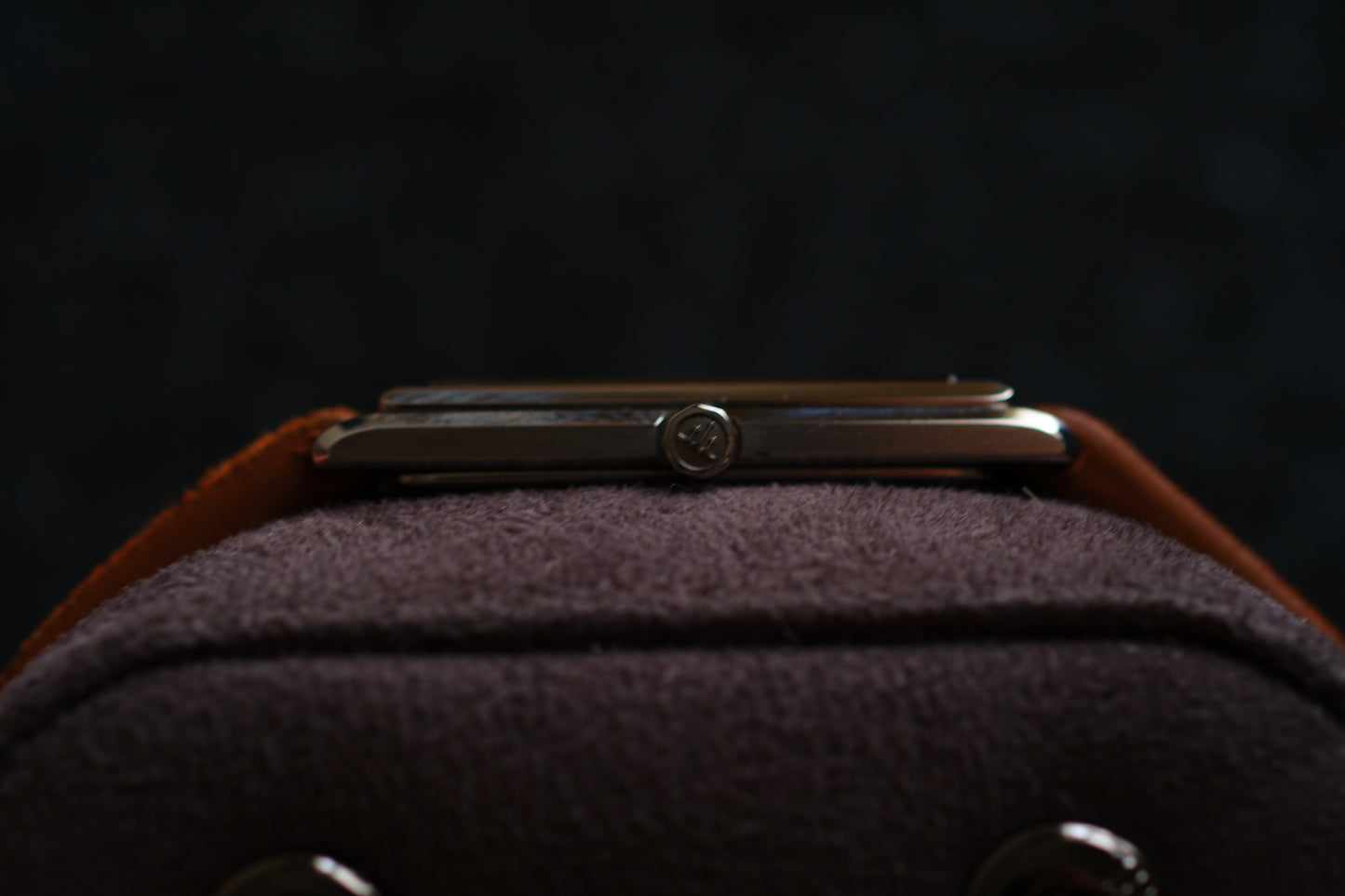 Credor Tank Signo GCAR049 8j81-0AK0 Fabric-textured dial Excellent Condition