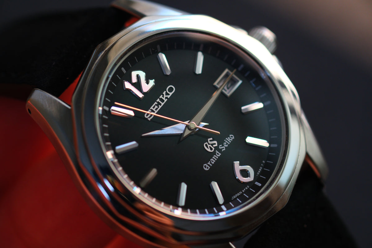 Grand Seiko SBGX035 9F62-0A60 HAQ 12-Sided Bezel Black Woven Dial Great Condition