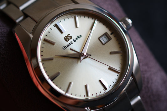 Grand Seiko SBGX263 9F62 Heritage 37mm Champange Dial Full Box Limited Card Excellent Condition