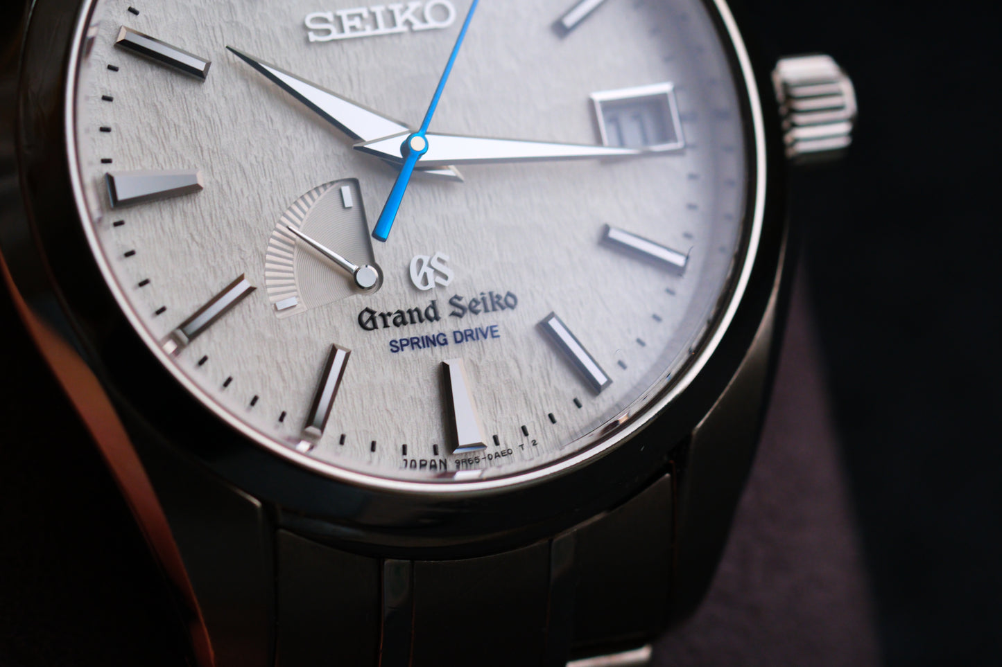 Grand Seiko SBGA011 Spring Drive 9R65-0AE0 Snow Flake Full Box Good Condition