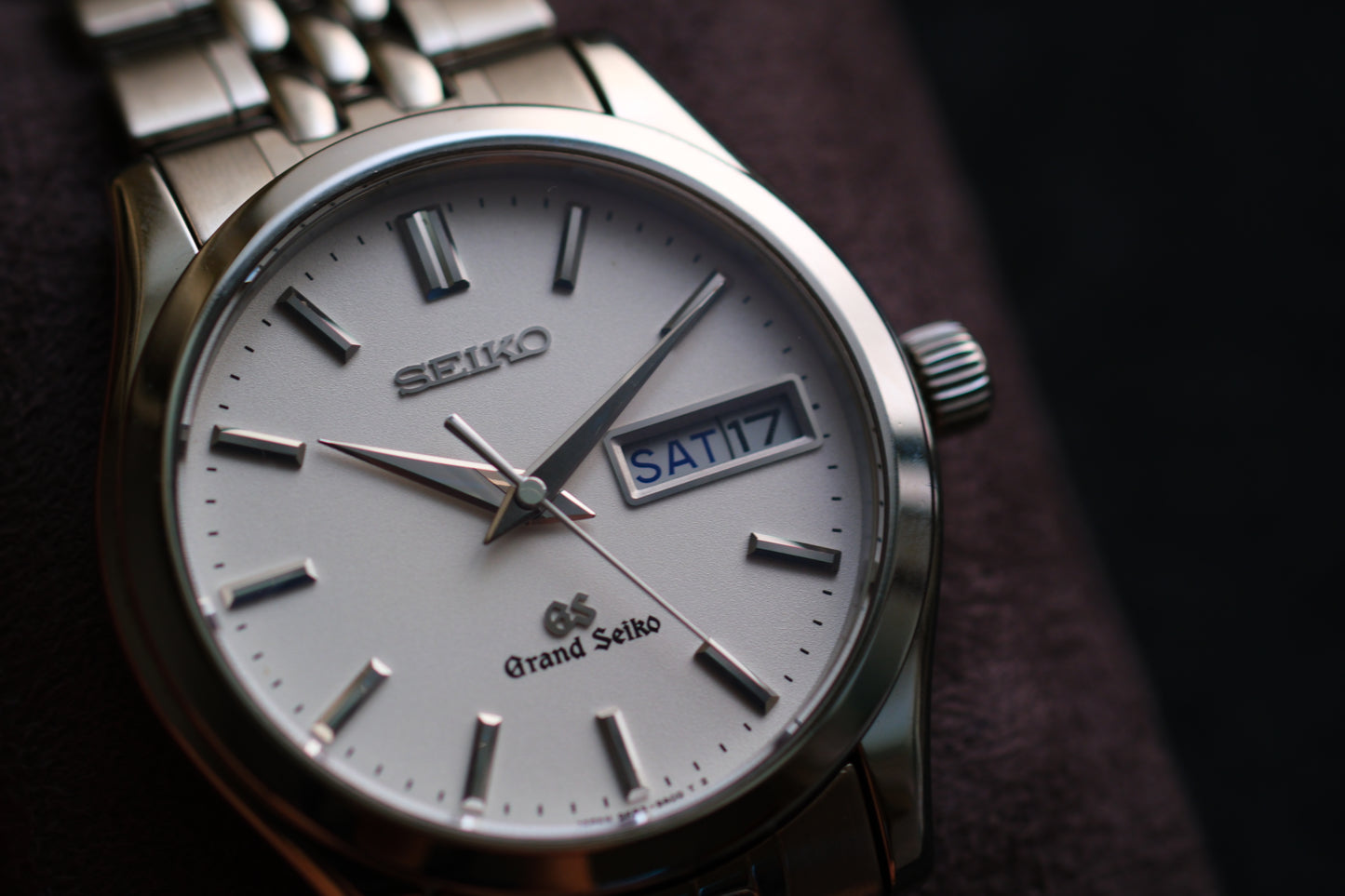 Grand Seiko SBGT001 9F83-9A00 Day date Excellent Condition Vintage Watch White Dial Full Box Paper Super Rare