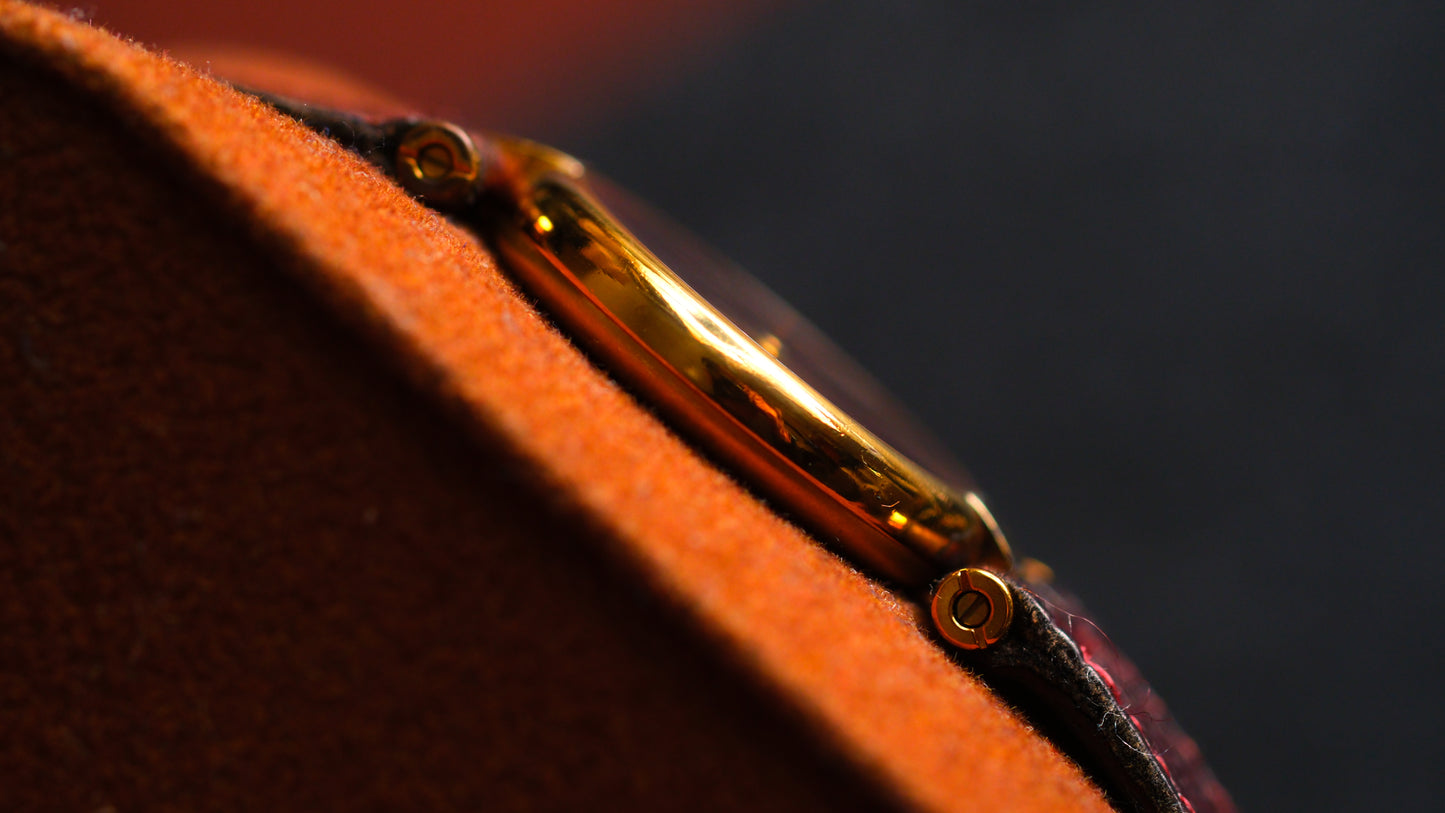 𝐂𝐚𝐫𝐭𝐢𝐞𝐫 𝟗𝟖𝟎’𝐬 𝐌𝐮𝐬𝐭 𝐝𝐞 𝐂𝐚𝐫𝐭𝐢𝐞𝐫 𝐕𝐞𝐧𝐝𝐨̂𝐦𝐞 𝐑𝐞𝐝 𝐁𝐮𝐫𝐠𝐮𝐧𝐝𝐲 𝐋𝐚𝐜𝐪𝐮𝐞𝐫 𝐃𝐢𝐚𝐥 | Full Box