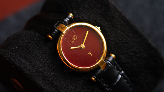 𝐂𝐚𝐫𝐭𝐢𝐞𝐫 𝟗𝟖𝟎’𝐬 𝐌𝐮𝐬𝐭 𝐝𝐞 𝐂𝐚𝐫𝐭𝐢𝐞𝐫 𝐕𝐞𝐧𝐝𝐨̂𝐦𝐞 𝐑𝐞𝐝 𝐁𝐮𝐫𝐠𝐮𝐧𝐝𝐲 𝐋𝐚𝐜𝐪𝐮𝐞𝐫 𝐃𝐢𝐚𝐥