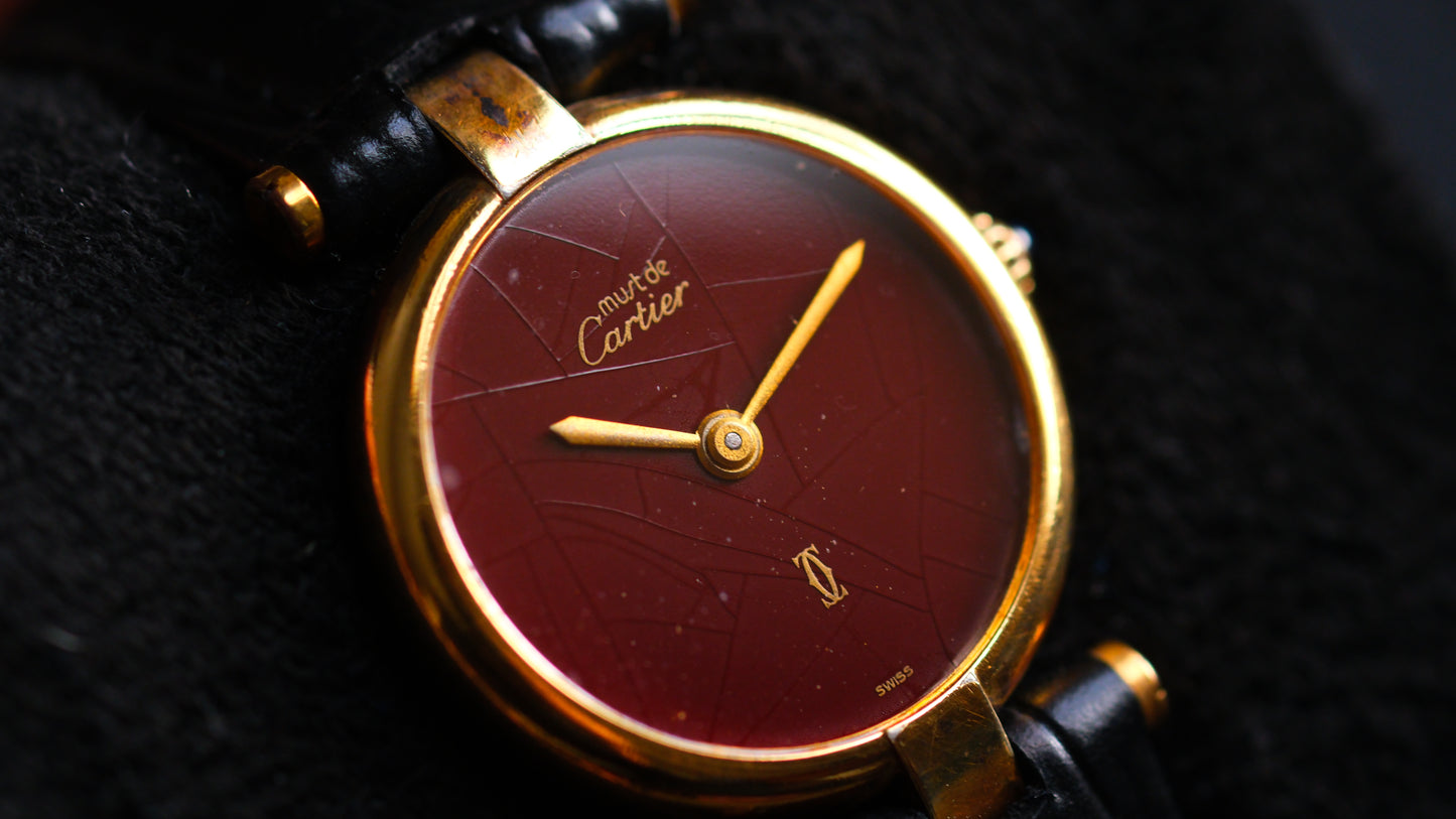 𝐂𝐚𝐫𝐭𝐢𝐞𝐫 𝟗𝟖𝟎’𝐬 𝐌𝐮𝐬𝐭 𝐝𝐞 𝐂𝐚𝐫𝐭𝐢𝐞𝐫 𝐕𝐞𝐧𝐝𝐨̂𝐦𝐞 𝐑𝐞𝐝 𝐁𝐮𝐫𝐠𝐮𝐧𝐝𝐲 𝐋𝐚𝐜𝐪𝐮𝐞𝐫 𝐃𝐢𝐚𝐥