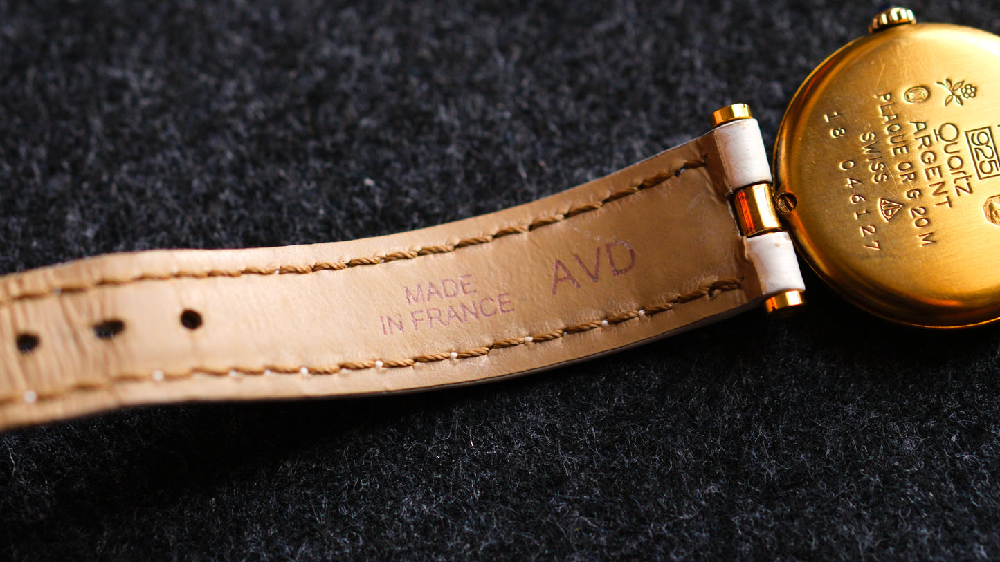 𝐂𝐚𝐫𝐭𝐢𝐞𝐫 𝟗𝟖𝟎’𝐬 𝐌𝐮𝐬𝐭 𝐝𝐞 𝐂𝐚𝐫𝐭𝐢𝐞𝐫 𝐕𝐞𝐧𝐝𝐨̂𝐦𝐞 𝐑𝐞𝐝 𝐁𝐮𝐫𝐠𝐮𝐧𝐝𝐲 𝐋𝐚𝐜𝐪𝐮𝐞𝐫 𝐃𝐢𝐚𝐥