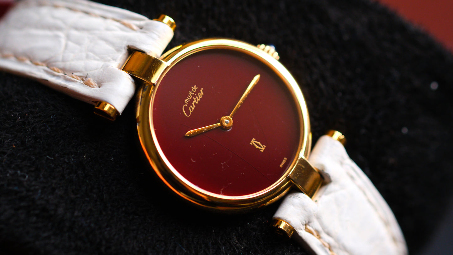 𝐂𝐚𝐫𝐭𝐢𝐞𝐫 𝟗𝟖𝟎’𝐬 𝐌𝐮𝐬𝐭 𝐝𝐞 𝐂𝐚𝐫𝐭𝐢𝐞𝐫 𝐕𝐞𝐧𝐝𝐨̂𝐦𝐞 𝐑𝐞𝐝 𝐁𝐮𝐫𝐠𝐮𝐧𝐝𝐲 𝐋𝐚𝐜𝐪𝐮𝐞𝐫 𝐃𝐢𝐚𝐥