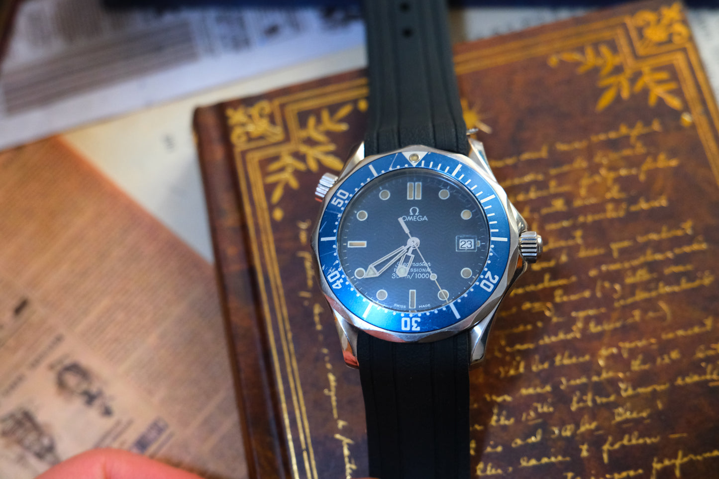Omega Quart Seamaster 300 Blue Dial