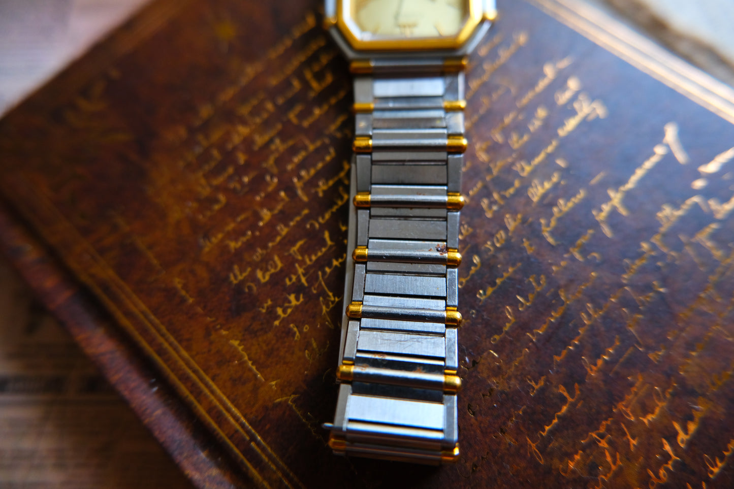 Credor tank 7771-5011 22K SGP20