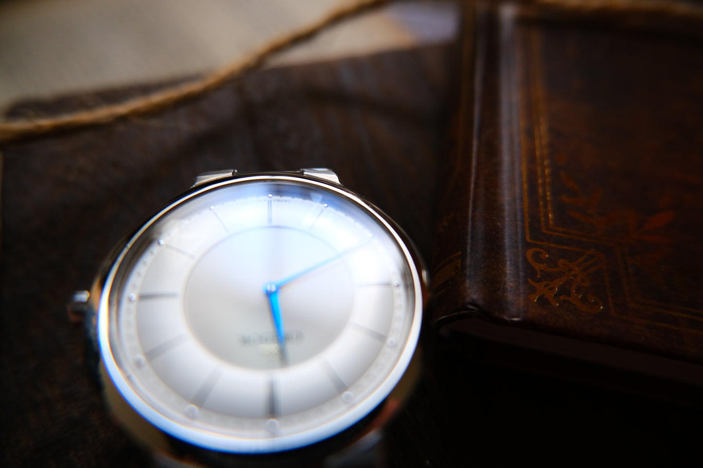 Credor GCAT991 Node 247 Quart 8j80-0AH0 White Dial