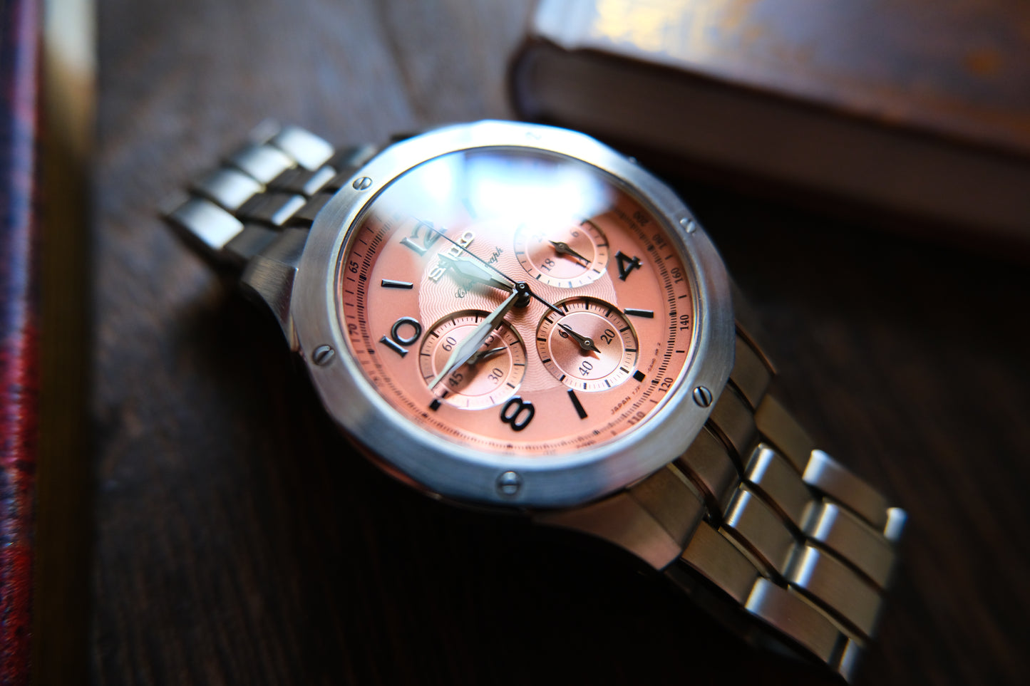 Seiko Bright SAGJ017 7J21-0AC0 Chrnograph Quart Salmon Guilloche