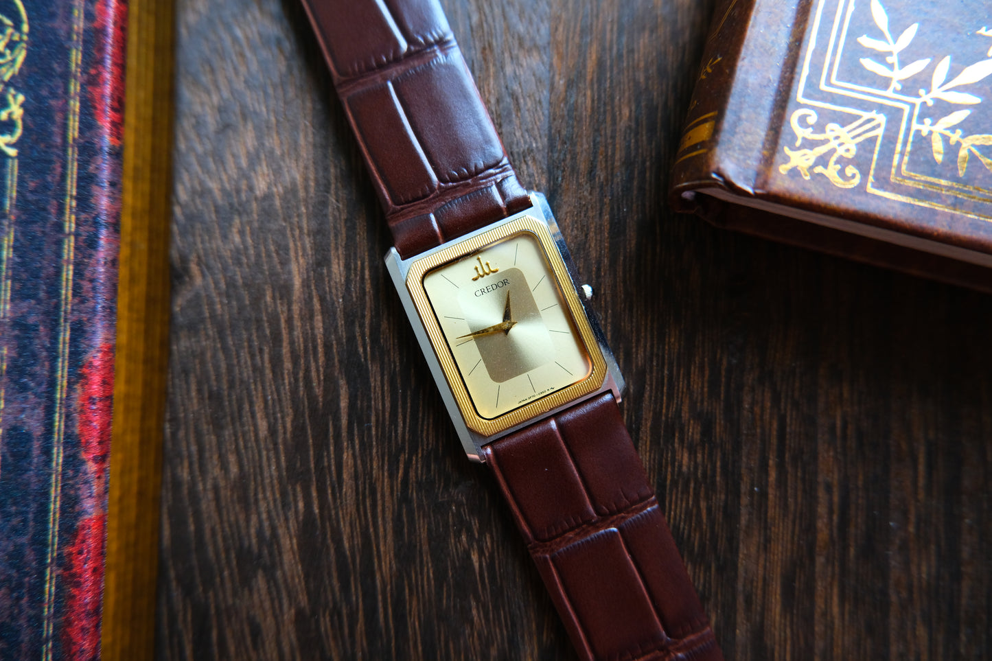 Credor Tank Quart 2F70-5310 14KT Bezel