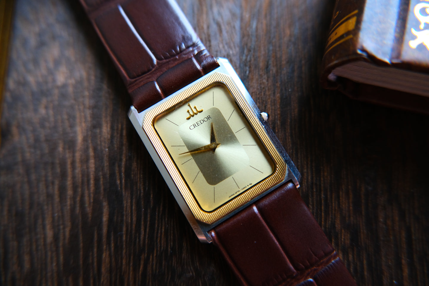 Credor Tank Quart 2F70-5310 14KT Bezel