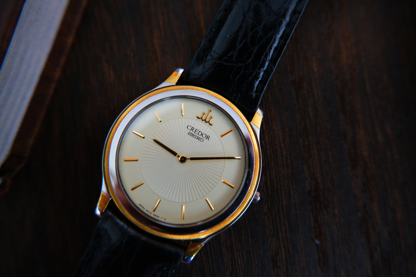 Seiko Credor 18k Bezel Quart 5A74-2000 SS/18KT