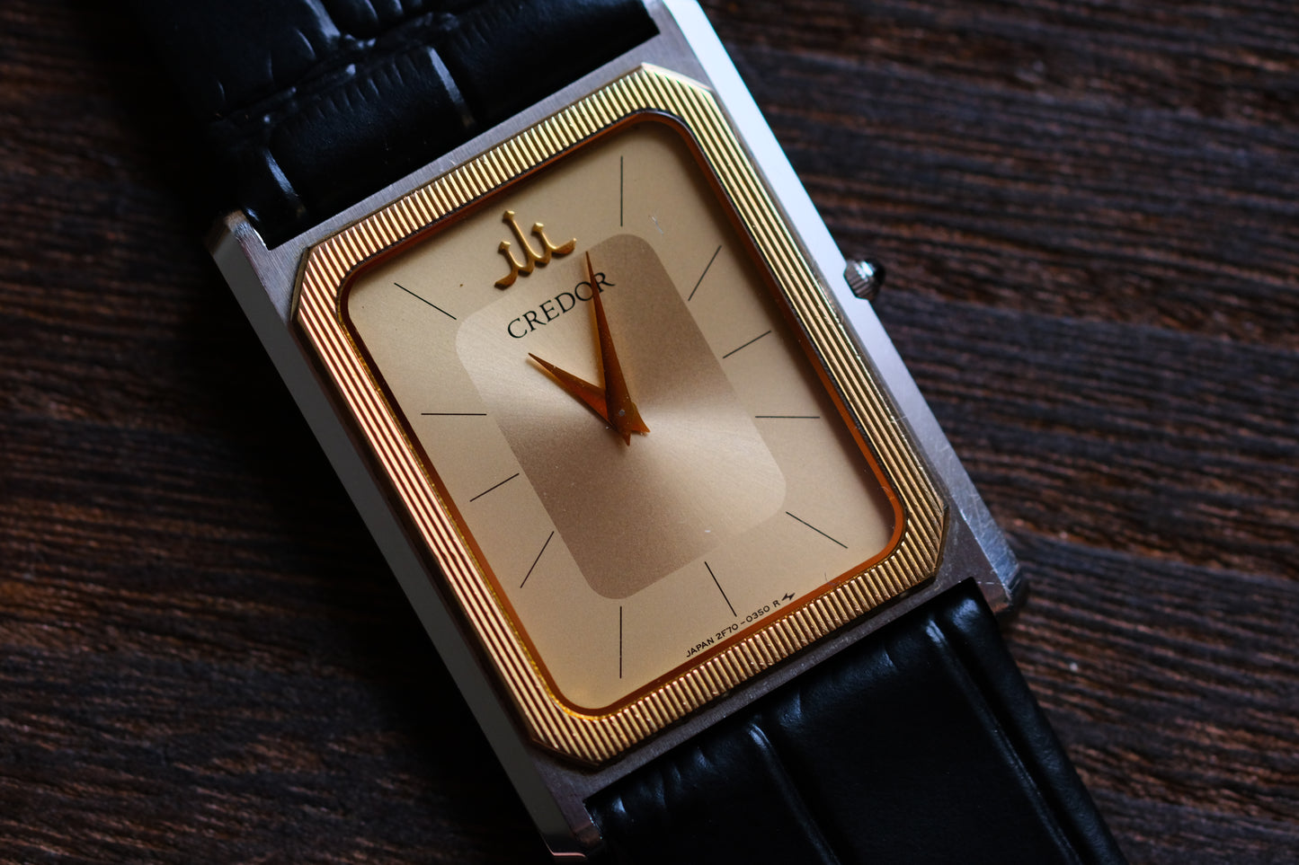 Credor 2F70-5310 Tank 14K Bezel  Nickel ALLOY MIDDLE Quart Good Condition