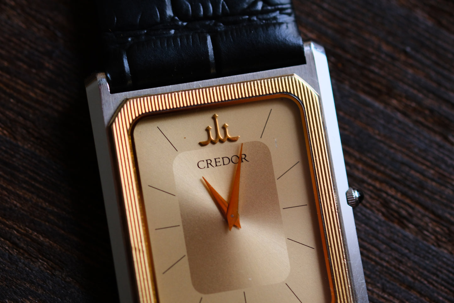 Credor 2F70-5310 Tank 14K Bezel  Nickel ALLOY MIDDLE Quart Good Condition