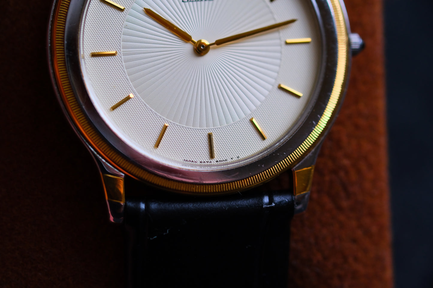 Seiko Credor 18k Bezel Quart 5A74-2000 SS/18KT