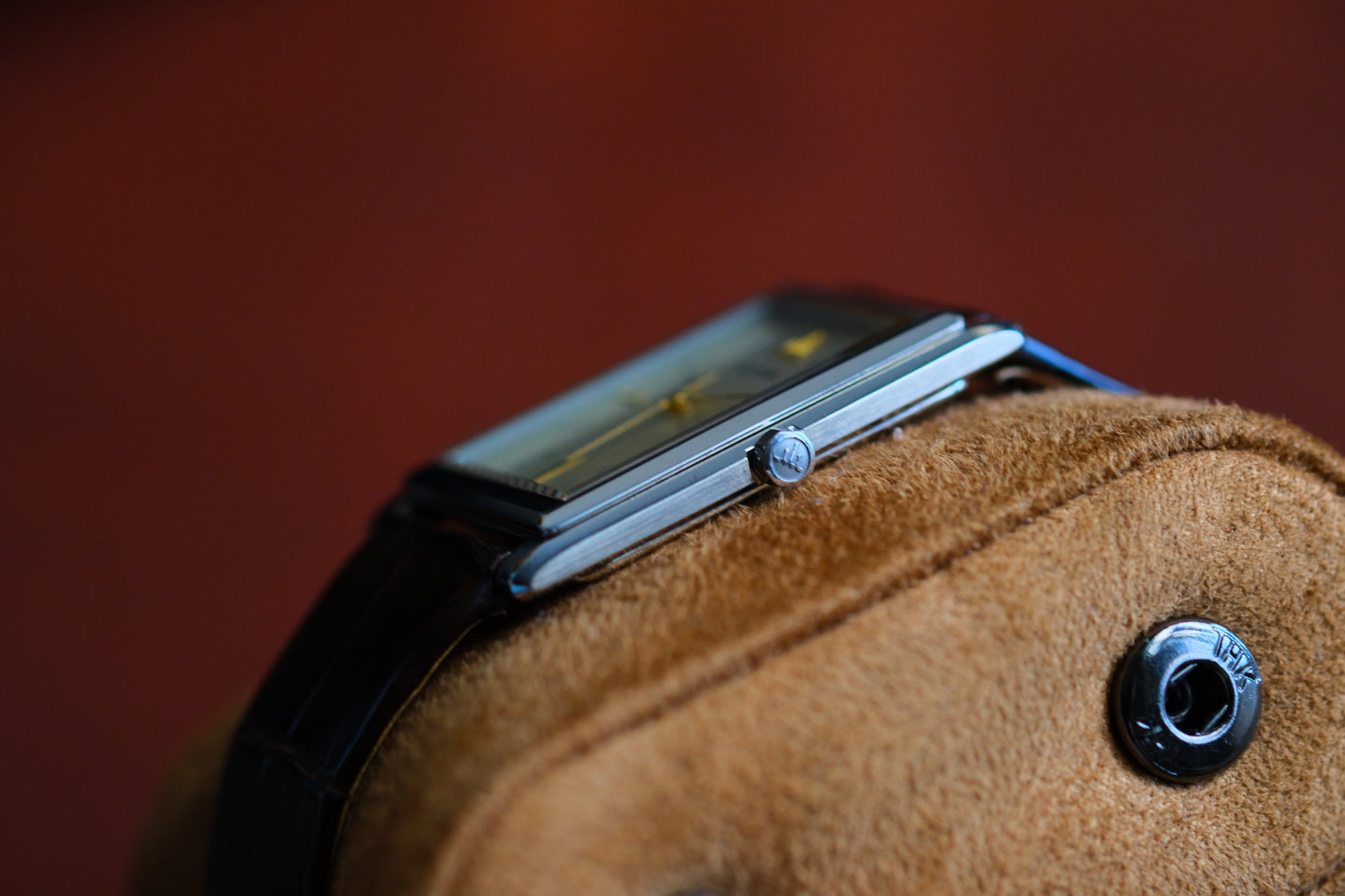 Credor Tank Signo GCAR049 8j81-0AK0 Quart Fabric-textured dial