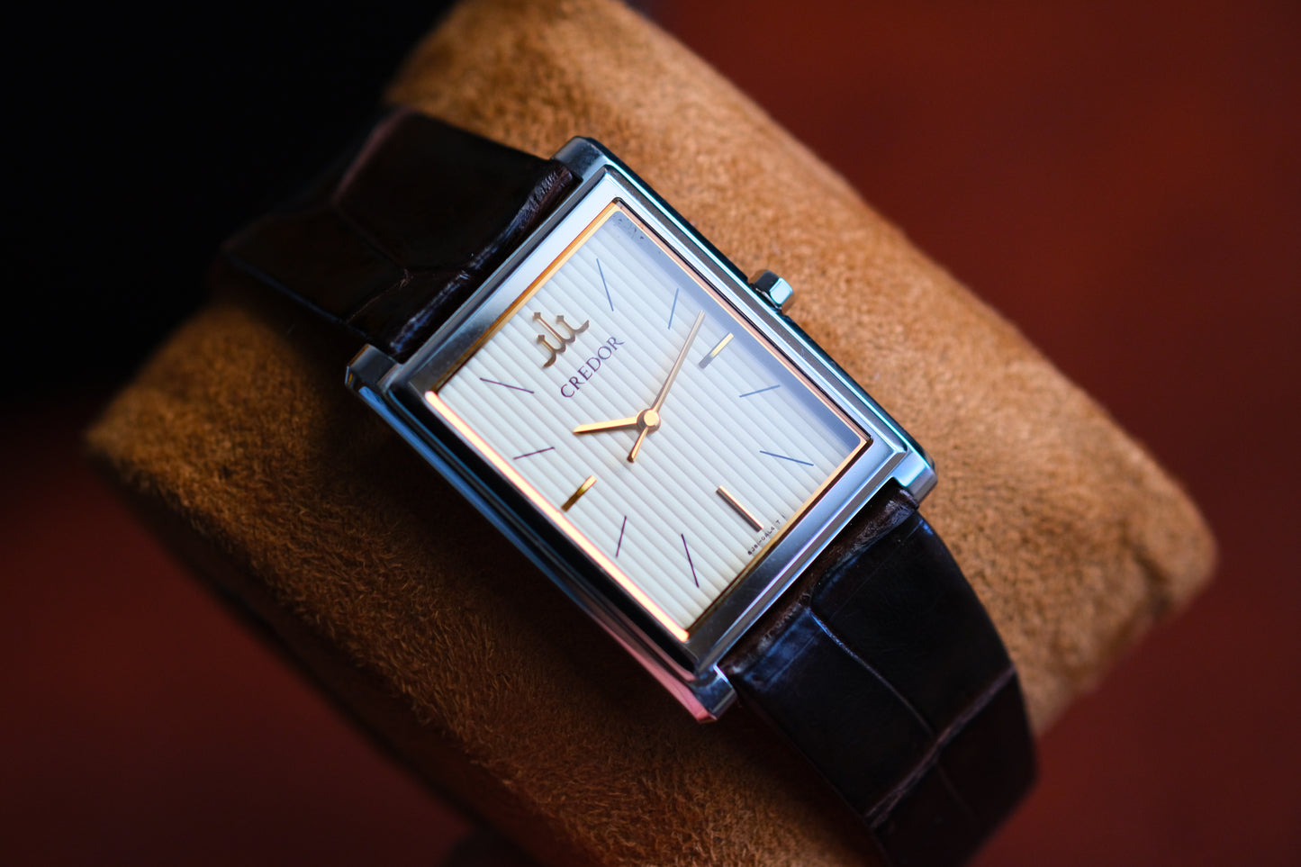 Credor Tank Signo GCAR049 8j81-0AK0 Quart Fabric-textured dial