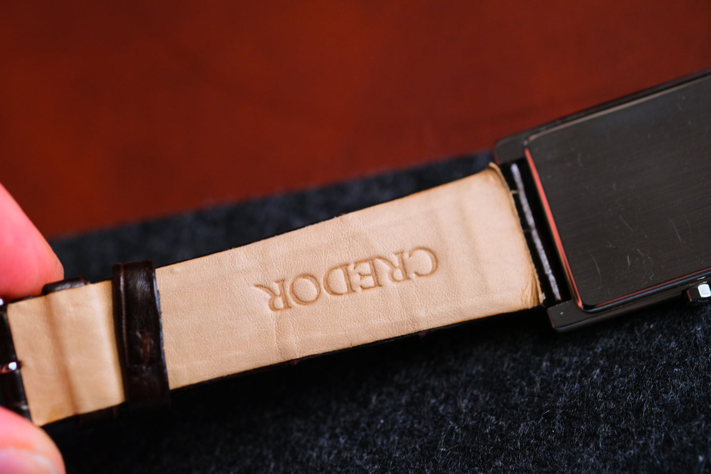 Credor Tank Signo GCAR049 8j81-0AK0 Quart Fabric-textured dial