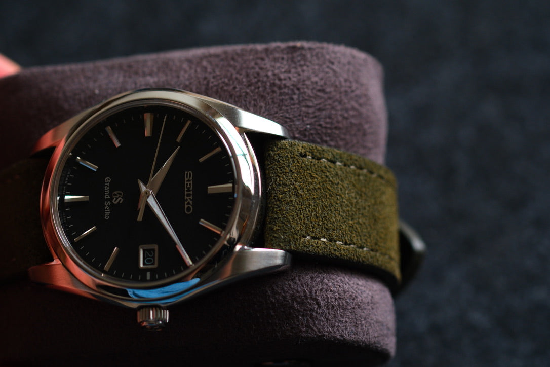 Grand Seiko SBGX061 9F62-0AB0 37mm Black Dial Good Condition