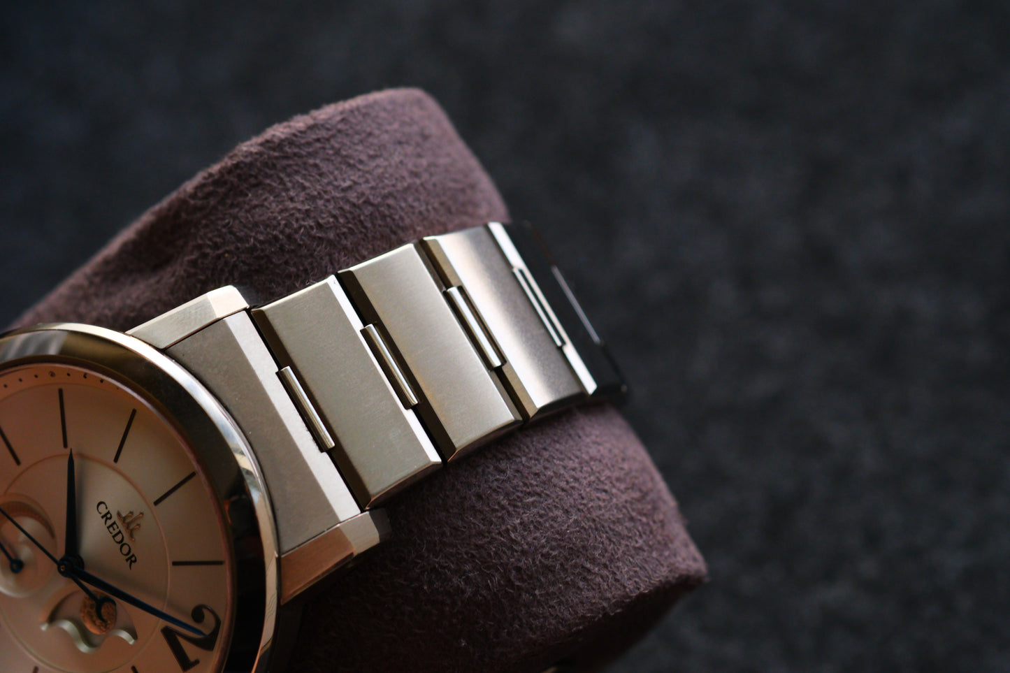 Credor Node GCLL995 5R77-0AB0 Spring Drive Moonphase White Dial