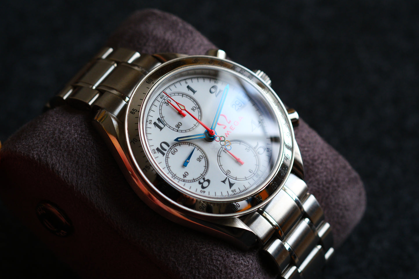 Omega Speedmaster 323.10.40.40.04.001 Specialities 2012 Olympic Games Collection Blue Red Hands | Good Condiition |Serviced