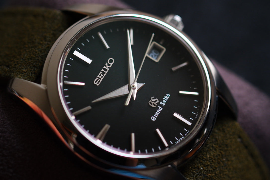 Grand Seiko SBGX061 9F62-0AB0 37mm Black Dial Good Condition